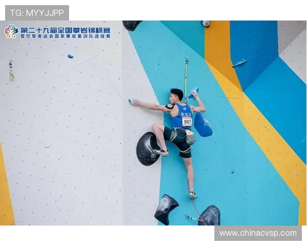 南京攀岩队在世界滑板锦标赛中以55分稳居积分榜首位