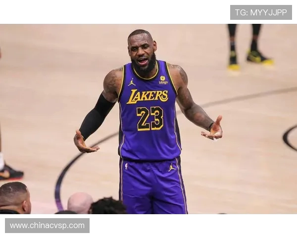 詹姆斯:从篮球场上的传奇到社会影响力的全方位展现